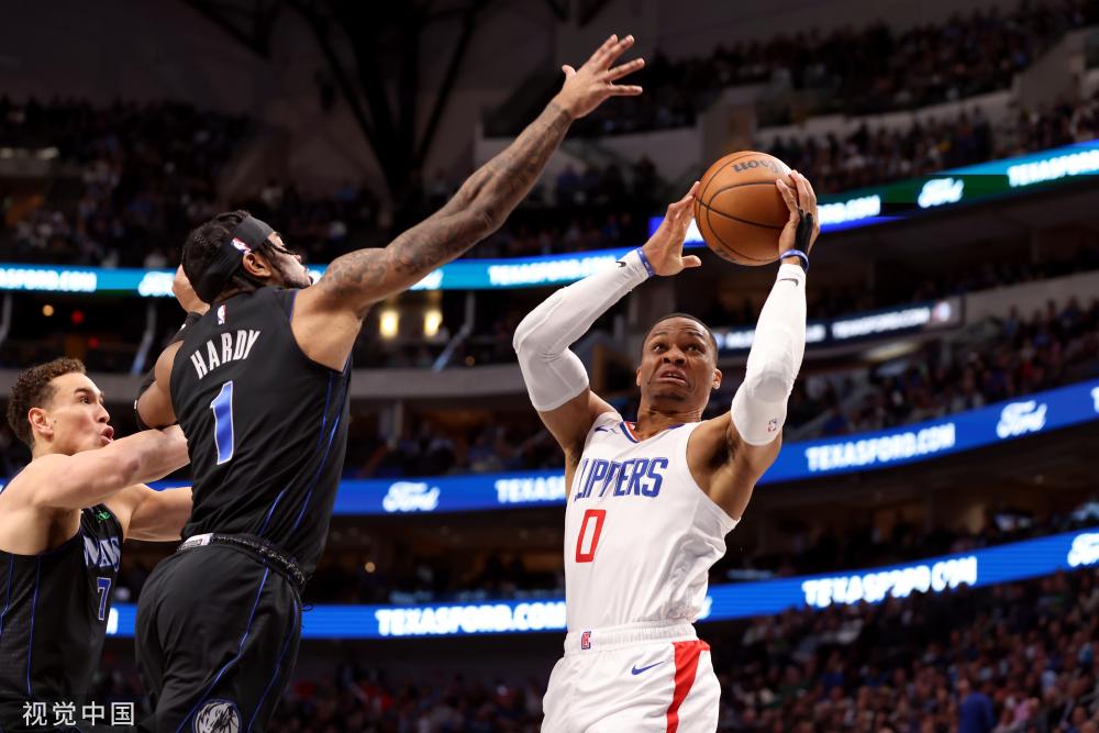 坎宁安38+12吹杨38分 比斯利24+7活塞险胜老鹰_篮板_比赛_NBA.