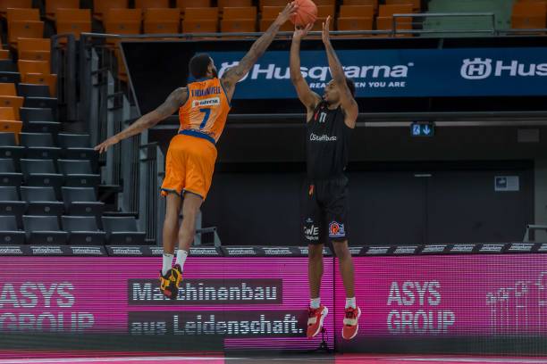 主场迎来沸 主场迎来沸