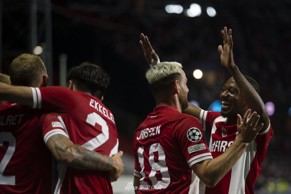 使得他在现 使得他在现